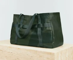 Active Tote 45L in Forest Green