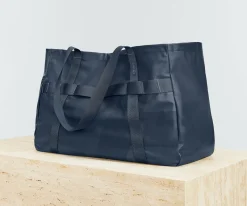 Active Tote 45L in Navy Blue