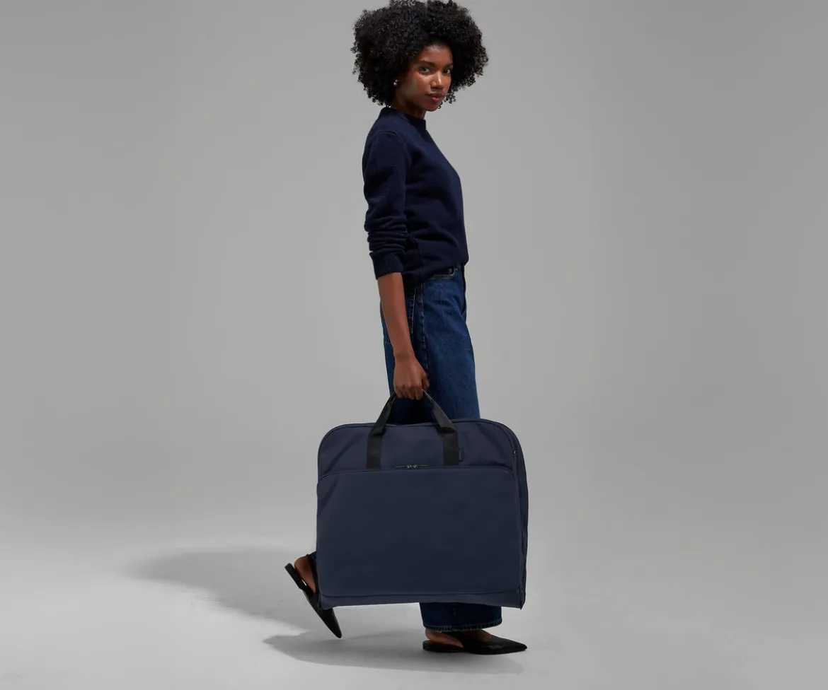 Garment Bag in Navy Blue