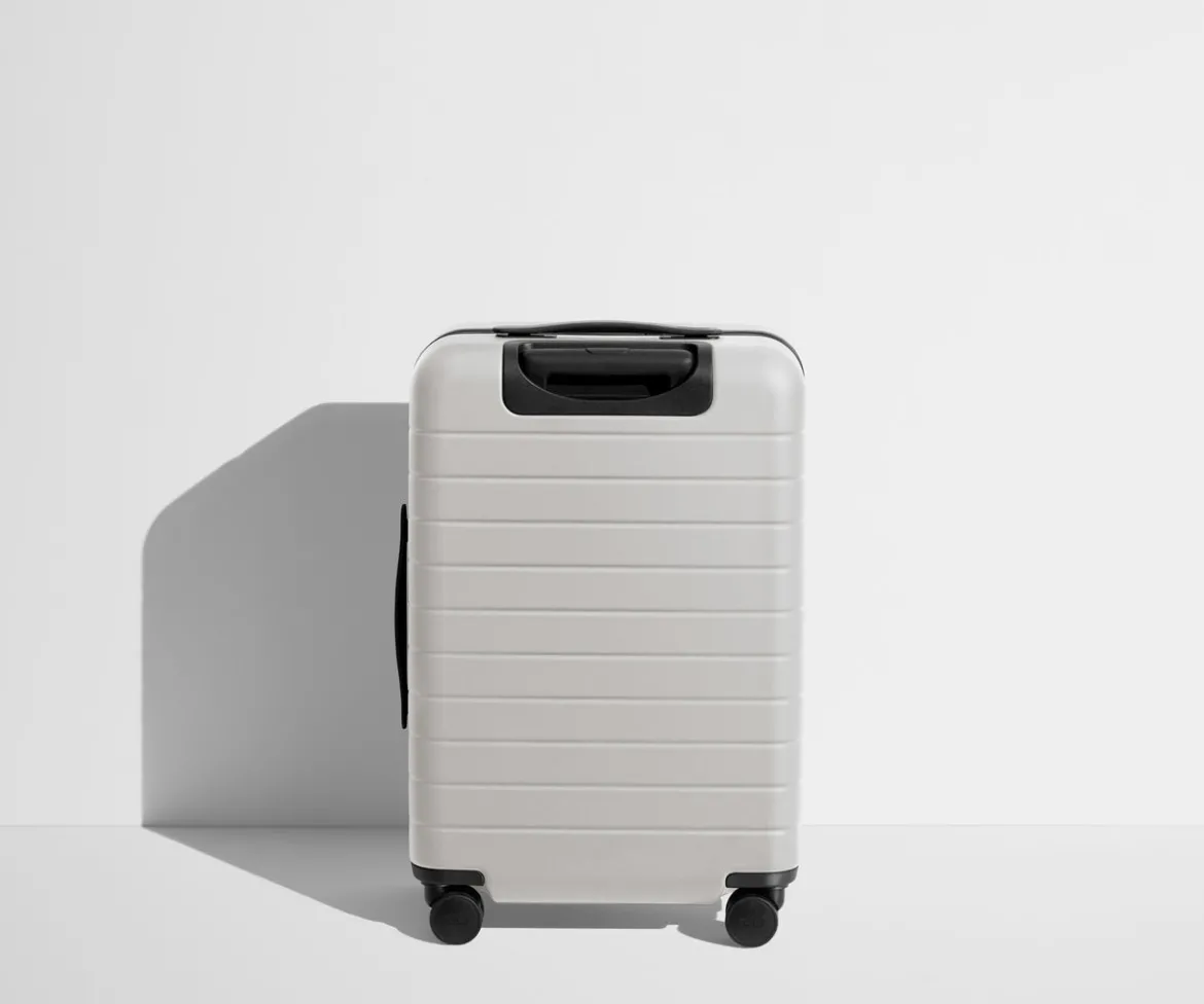 The Bigger Carry-On Flex in Cloud Gray