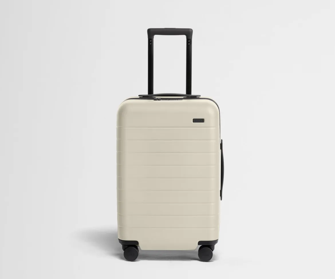 The Carry-On in Salt White