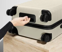 The Carry-On in Salt White