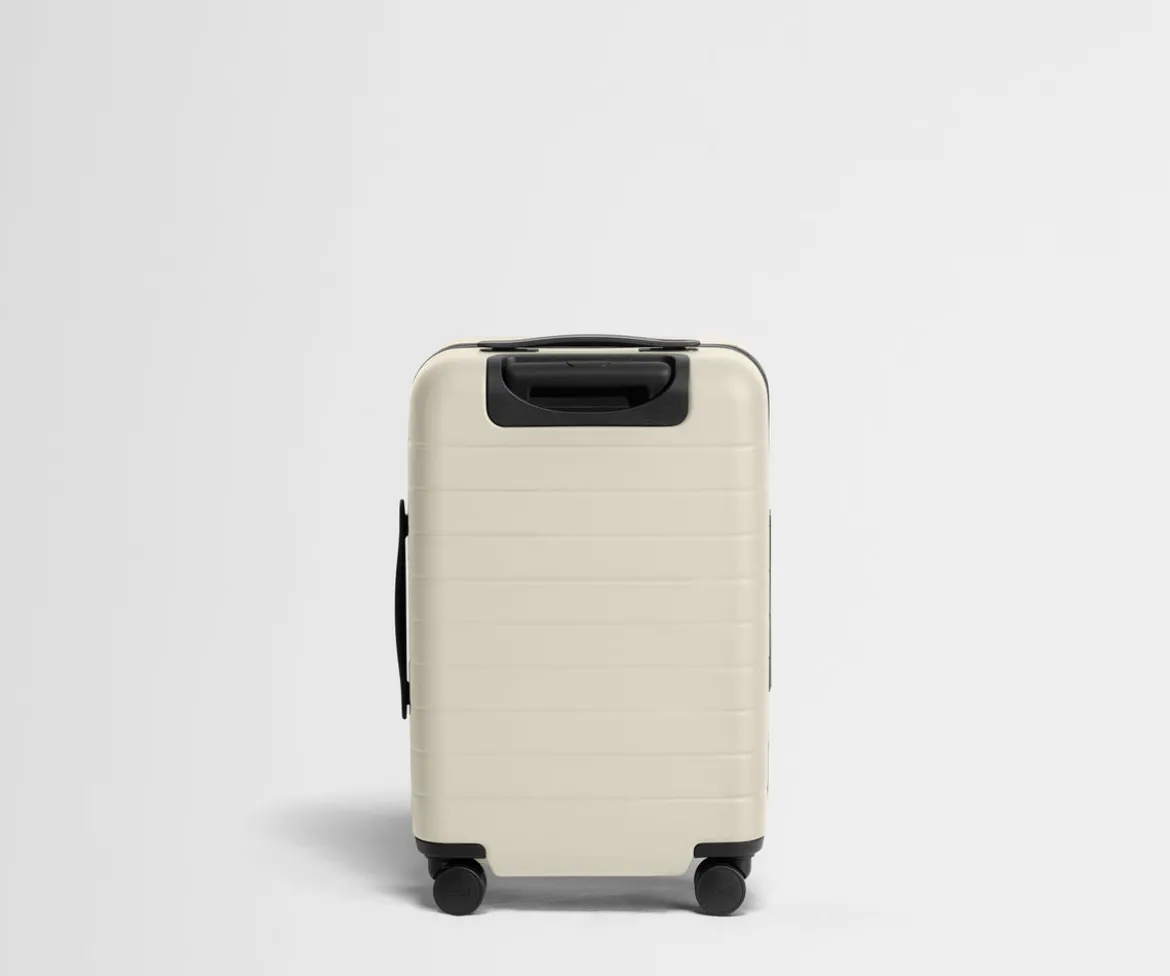 The Carry-On in Salt White
