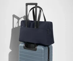 The Everywhere Bag in Navy Blue