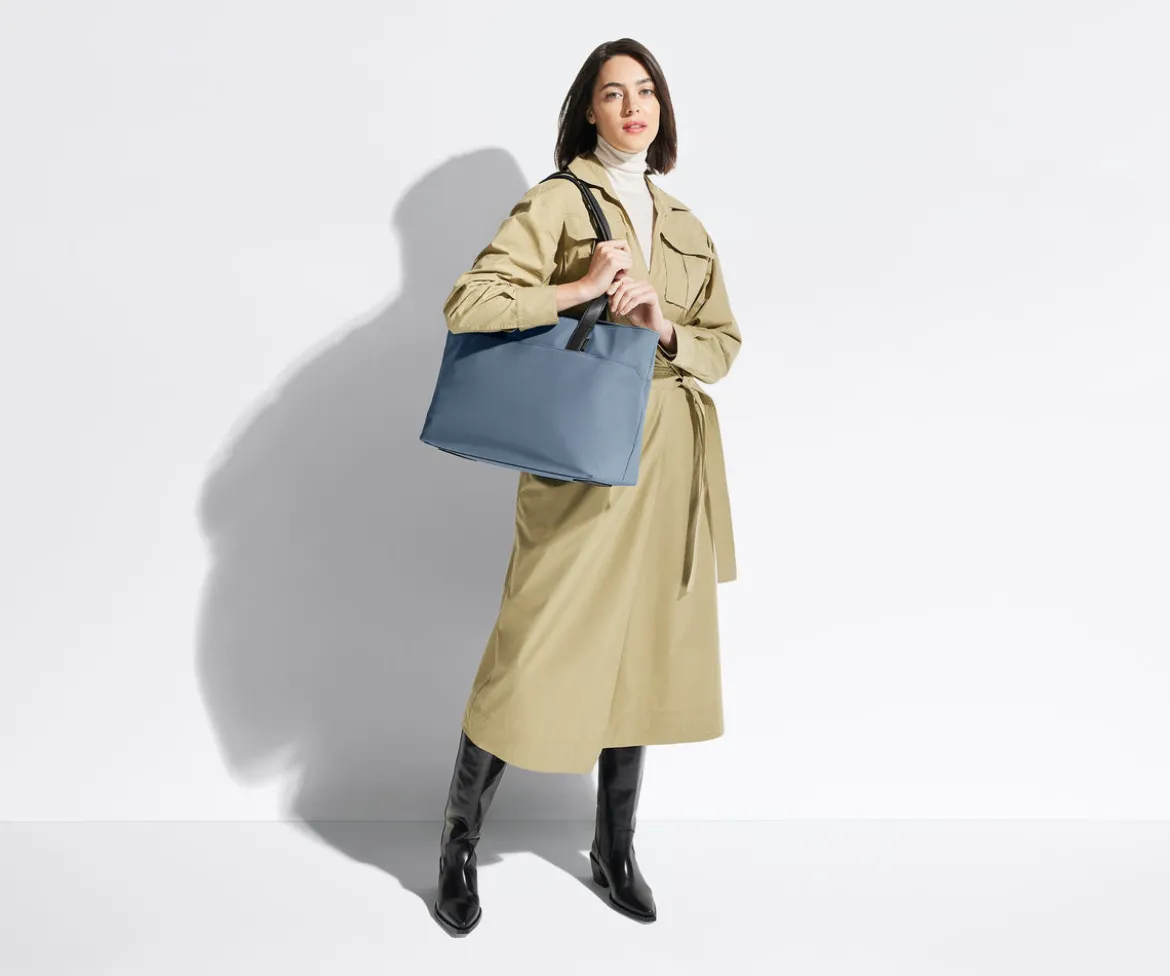 The Everywhere Tote in Sea Green