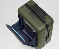 The Executive Carry-On in Olive Green