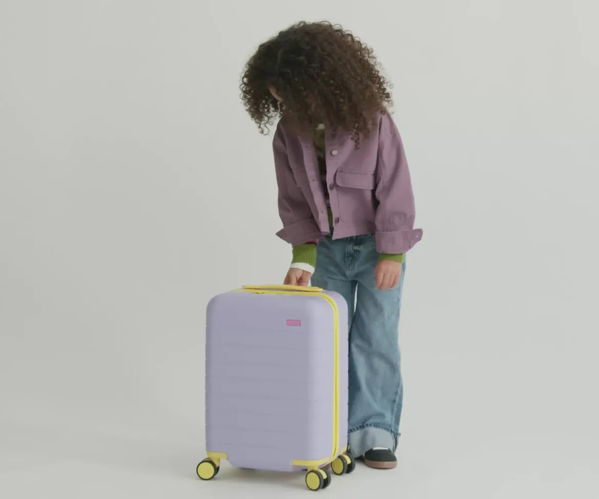 The Kids Carry-On in Honeydew Green