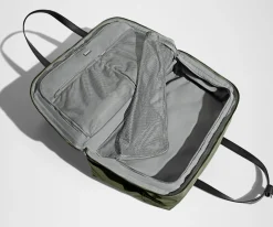 The Weekender in Olive Green