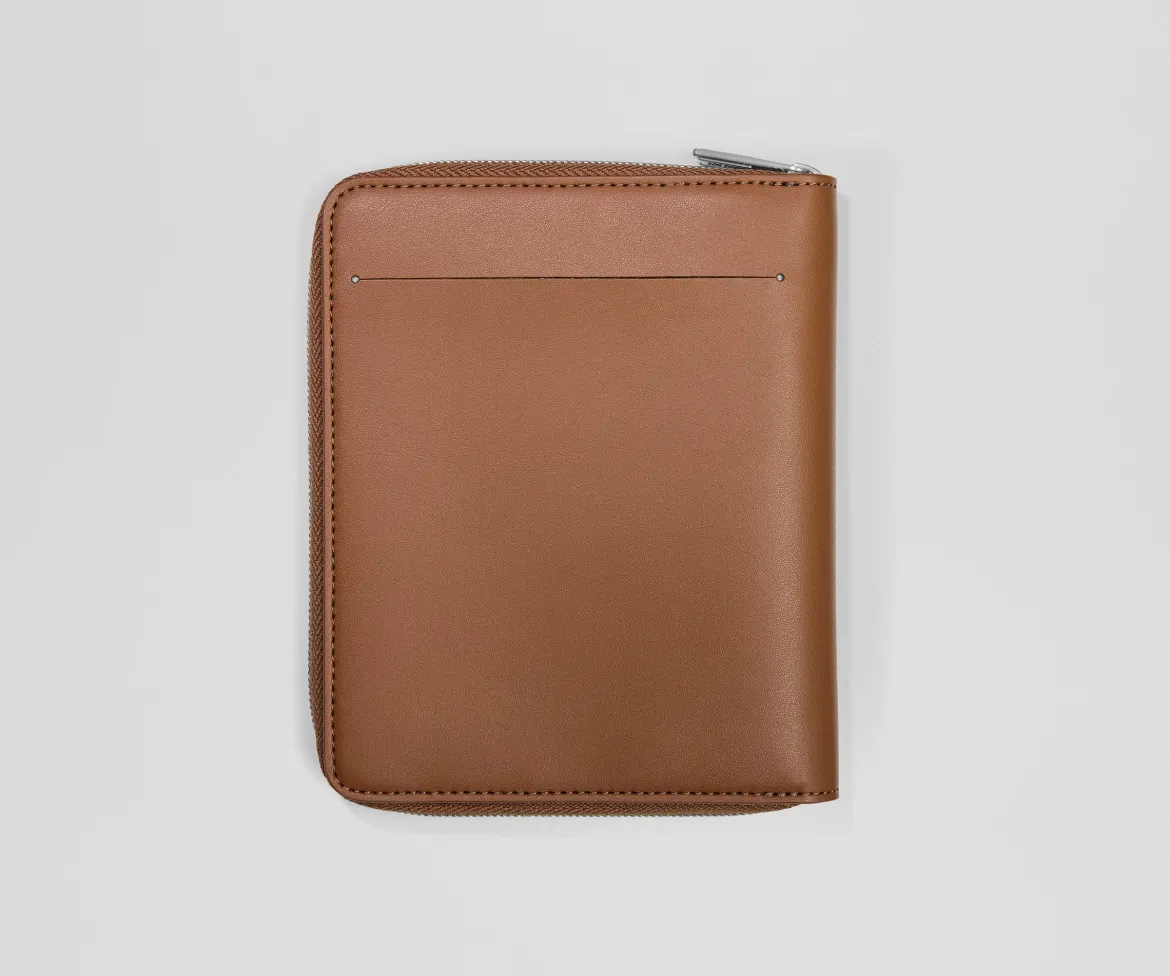 Travel Wallet in Saddle Brown